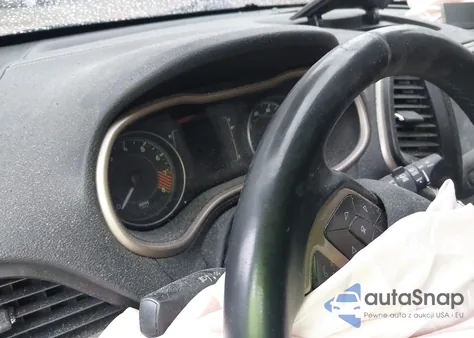 2014 Jeep Cherokee Latitude z USA, uszkodzony, nr VIN 1C4PJMCSXEW187834